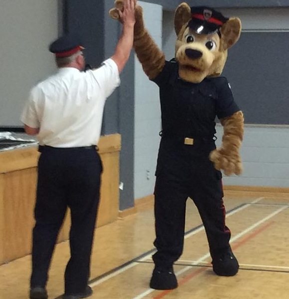 West Nipissing Police unveil mascot name at Ecole La Resurrection