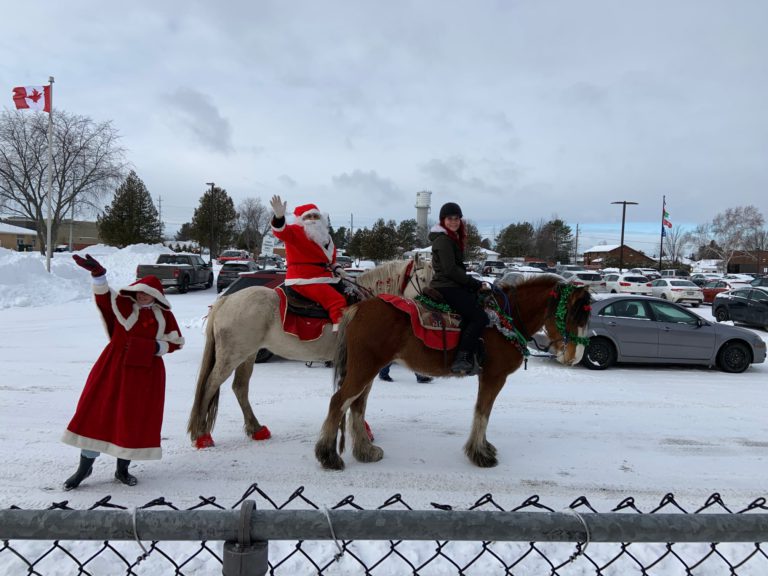 Santa visits Sturgeon Falls