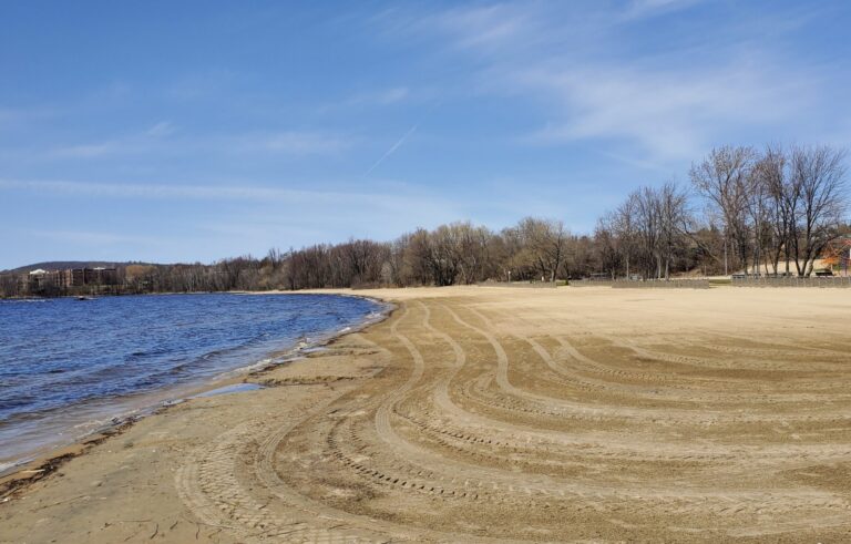 Renaming North Bay beach to honour Chief Shabogesic