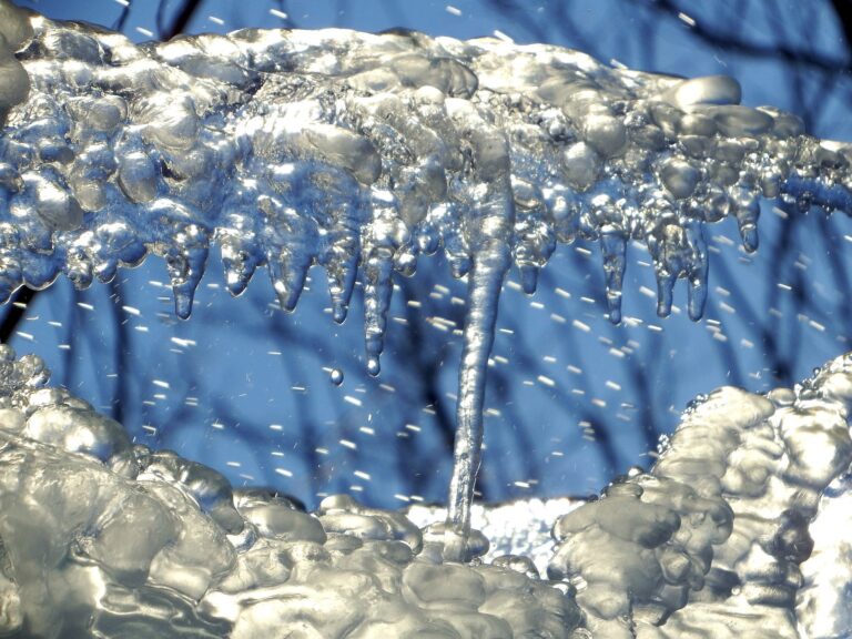 Freezing rain warning issued