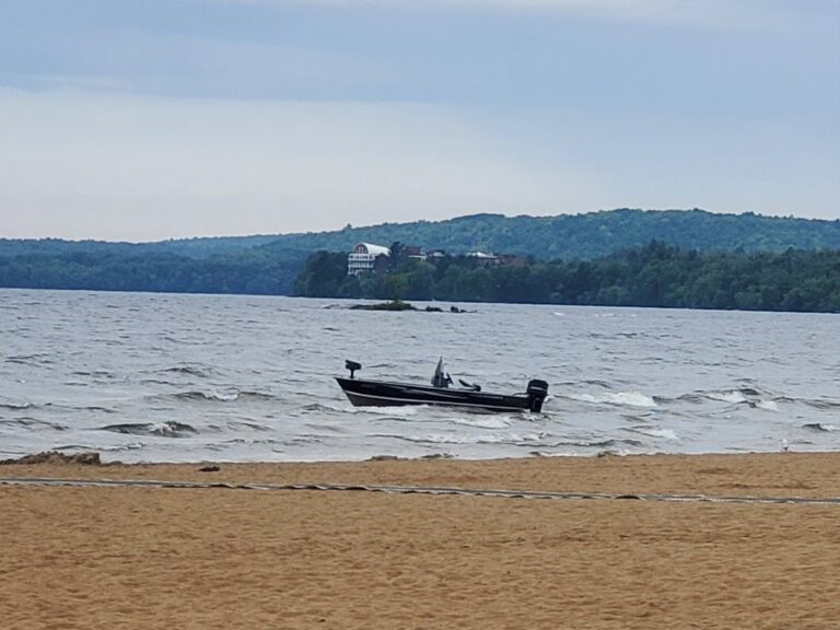 No injuries after vessel in distress calls on Lake Nipissing