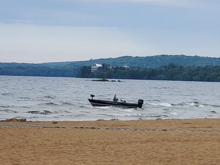 No injuries after vessel in distress calls on Lake Nipissing