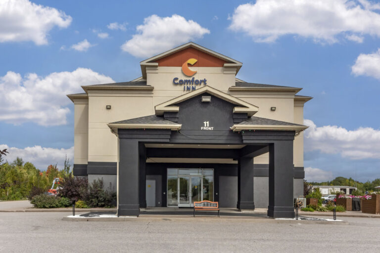 Hotel in Sturgeon Falls wins sixth national platinum award